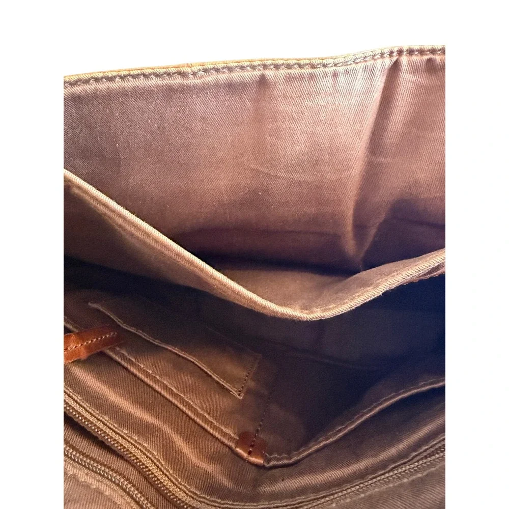 Fossil‎ Tan Leather Messenger Bag Adjustable Crossbody Satchel Brass Hardware